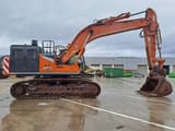 2021 Hitachi Zaxis 490 crawler excavator, side view