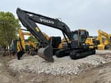 2018 Volvo EC210 crawler excavator, side profile view