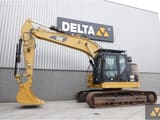 2018 Caterpillar 325FL crawler excavator, side view