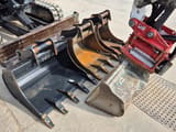 2021 Bobcat E35Z mini excavator buckets and tilt coupler