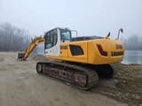 2010 Liebherr R916 LC LITRONIC crawler excavator, rear three-quarter view