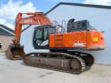 2018 Hitachi ZX490LCH-6 crawler excavator, side view