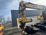 2016 Caterpillar 315 UNAC 22 TTR wheel excavator, close-up of boom and bucket