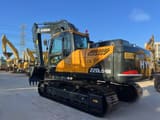 2020 Hyundai 220LC-9S crawler excavator, rear three-quarter view