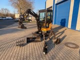 Berger Kraus BK2000NKSR mini excavator with attachments