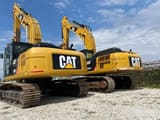 2017 Caterpillar 330D2L crawler excavator rear view