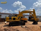 Komatsu PC220-8 paletli ekskavatör, yandan görünüm