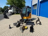 Berger Kraus BK2800ASR mini excavator with attachment set