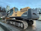 2007 Volvo EC460BLC crawler excavator, rear three-quarter view