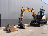 2015 Liebherr A912 COMPACT wheel excavator, side profile view
