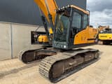 2019 Hyundai HX220L crawler excavator, side view