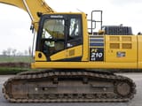 2020 Komatsu PC210LC-11 crawler excavator side view