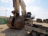 2014 Liebherr R9100 crawler excavator, front view