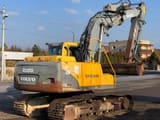 2004 Volvo EC160B NLC crawler excavator, rear three-quarter view