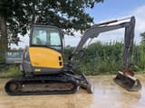 2020 Volvo ECR50D mini excavator side view