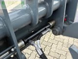 Giant G2500 HD mini excavator hydraulic cylinder detail