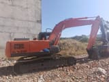 2018 Hitachi Zaxis 200 crawler excavator, side profile view