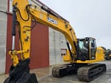 2018 JCB 220X L4F crawler excavator, side profile view