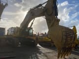 2019 Caterpillar 6015B crawler excavator, side view