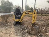 2016 Komatsu PC18MR crawler excavator, front three-quarter view