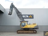 2000 Volvo EC460LC HR demolition excavator, side view