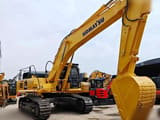 2019 Komatsu PC450-8 crawler excavator, side view