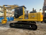 2024 Komatsu PC220-8 Raupenbagger, Seitenansicht