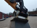 XCMG XE27E mini excavator tiltrotator attachment detail