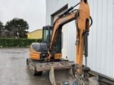 2014 CASE CX50BS2 excavator, front three-quarter view