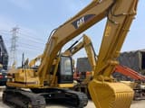 2004 Caterpillar 320BL crawler excavator, side view
