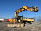 2015 Liebherr 926 SLC crawler excavator, side profile view