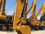 2022 Caterpillar 323D2L crawler excavator, close-up of boom and bucket