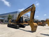 Escavatore cingolato Mitsubishi 320D del 2020, vista laterale