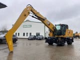 2020 Caterpillar MH3022 material handler, side profile view