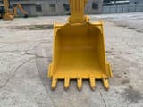 2022 Komatsu PC210 crawler excavator bucket view