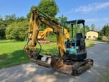 2013 Yanmar VIO25-4 mini excavator, front three-quarter view