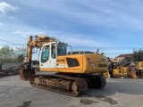 2012 Liebherr 906 LC crawler excavator, rear three-quarter view