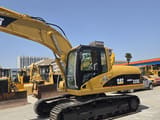 2019 Caterpillar 320C excavator, side profile view