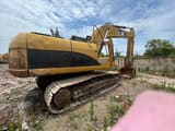 2020 Caterpillar 320D Raupenbagger, Ansicht von hinten-dreiviertel