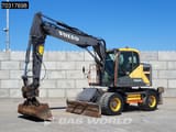 2015 Volvo EWR150E wheel excavator side view