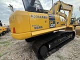 Komatsu PC220-8 гусеничный экскаватор, вид сзади сбоку