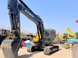 2023 Hyundai R220LC-9S crawler excavator, side view