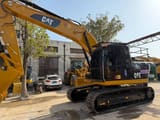 Excavadora de orugas Caterpillar 320D2 2023 vista lateral