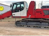 2018 Liebherr R922LC material handler side view