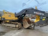 2018 Volvo EC480DL crawler excavator, side profile view
