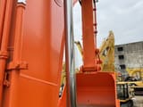 2018 Hitachi ZX350LC crawler excavator boom and hydraulic cylinder detail