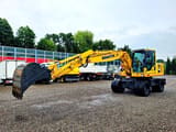2016 Komatsu PW160-8 wheel excavator, side profile view