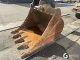 2018 Caterpillar 326FLN excavator bucket attachment