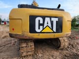 Pelle sur chenilles Caterpillar 320D2 2022, vue arrière