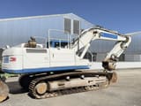 2015 Hyundai HX330 crawler excavator, side profile view